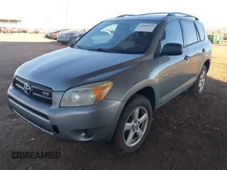 2008 Toyota RAV4 with VIN JTMBK33V985061258, listed as a IAAI auction lot 41668415 with 204,012 mi miles. Bid and sale history available at carsss.com. Image 2.