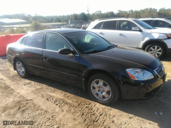 2004 Nissan Altima S with VIN 1N4AL11D64C123721, listed as a IAAI auction lot 40568351 with 219,388 mi miles. Bid and sale history available at carsss.com. Image 1.