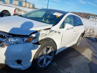 2013 Toyota Venza LE with VIN 4T3BK3BB8DU081012, listed as a IAAI auction lot 41307092 with 56,612 mi miles. Bid and sale history available at carsss.com. Image 6.