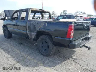2003 Chevrolet Silverado 1500 LT with VIN 2GCEC19T231125767, listed as a IAAI auction lot 41754746 with 1 mi miles. Bid and sale history available at carsss.com. Image 3.