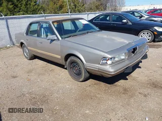 1996 Buick Century Special SJ with VIN 1G4AG55M8T6412611, listed as a IAAI auction lot 41729090 with 208,647 mi miles. Bid and sale history available at carsss.com. Image 1.