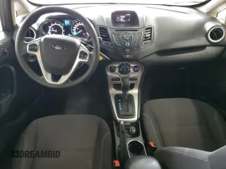 2019 Ford Fiesta SE z VIN 3FADP4BJ2KM117840, wystawiony jako Copart lot #56603685 z przebiegiem 49 515 mil mil oraz Szkoda całkowita • Salvage title. Historia ofert i sprzedaży dostępna na DreamBid. Obrazek 8.