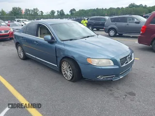 2013 Volvo S80 3.2L с VIN YV1940AS5D1168657, выставлен на аукционе IAAI как лот 39945438 с пробегом 249 336 миль миль и . История ставок и продаж доступна на DreamBid. Изображение 1.