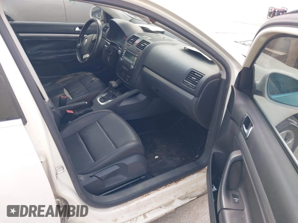 2008 Volkswagen Jetta SE with VIN 3VWRM71K58M083712, listed as a IAAI auction lot 42588922 with Not provided miles and . Bid and sale history available at DreamBid. Image 5.