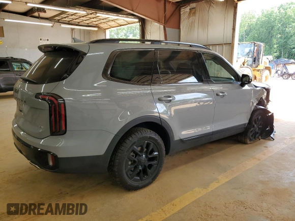 2025 Kia Telluride SX X-Line with VIN 5XYP5DGC2SG591453, listed as a Copart auction lot 55469695 with 4,027 mi miles and Salvage title. Bid and sale history available at DreamBid. Image 3.