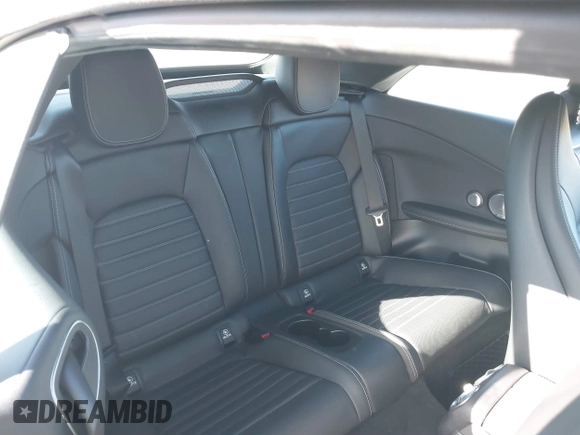 2019 Mercedes-Benz C 300 with VIN WDDWK8DB6KF856343, listed as a IAAI auction lot 41442466 with 20,520 mi miles and . Bid and sale history available at carsss.com. Image 8.