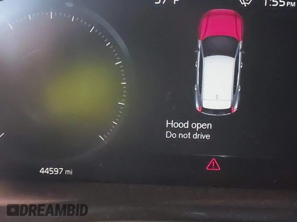 2019 Volvo XC40 Momentum with VIN YV4162XZ6K2015495, listed as a IAAI auction lot 41249446 with 44,597 mi miles and . Bid and sale history available at carsss.com. Image 15.