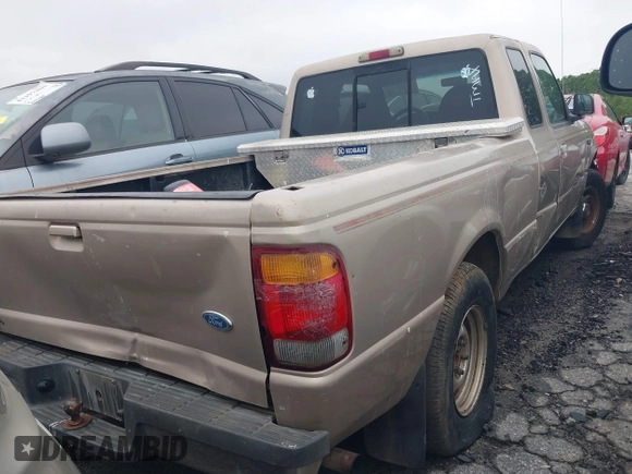 1998 Ford Ranger XL with VIN 1FTYR14UXWTA00557, listed as a IAAI auction lot 42121842 with 152,365 mi miles and . Bid and sale history available at DreamBid. Image 4.
