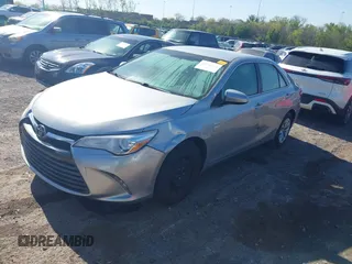 2017 Toyota Camry XLE with VIN 4T1BF1FK3HU629953, listed as a IAAI auction lot 42012261 with 95,199 mi miles. Bid and sale history available at carsss.com. Image 2.