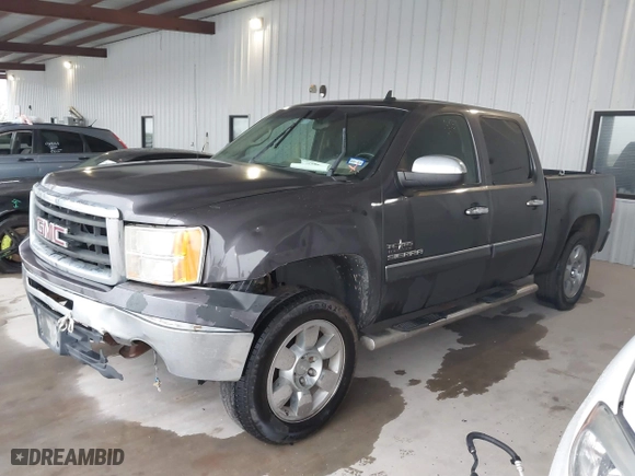 2011 GMC Sierra 1500 SLE with VIN 3GTP1VE08BG190663, listed as a IAAI auction lot 41877485 with 255,995 mi miles. Bid and sale history available at carsss.com. Image 17.