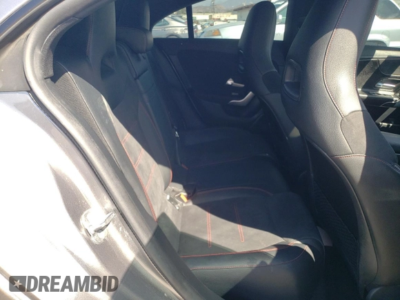 2023 Mercedes-Benz CLA 250 z VIN W1K5J4GB9PN350134, wystawiony jako Copart lot #47951355 z przebiegiem 34 216 mil mil oraz Szkoda całkowita • Salvage title. Historia ofert i sprzedaży dostępna na DreamBid. Obrazek 10.