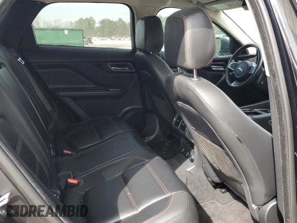 2020 Jaguar F-Pace 30t Prestige z VIN SADCK2GX9LA632858, wystawiony jako Copart lot #44627085 z przebiegiem 60 173 mil mil oraz Szkody całkowita. Historia ofert i sprzedaży dostępna na DreamBid. Obrazek 11.