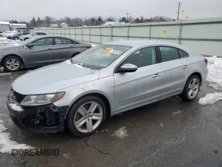 2014 Volkswagen CC Sport with VIN WVWBP7AN3EE511462, listed as a Copart auction lot 44834355 with 148,537 mi miles and Salvage Title. Bid and sale history available at carsss.com. Image 1.