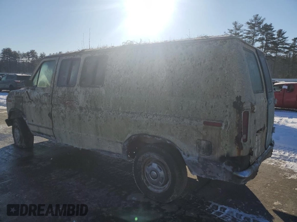 1990 Ford Econoline Cargo with VIN 1FTFE24Y2LHB86170, listed as a Copart auction lot 89197245 with 81,104 mi miles and Clean Title. Bid and sale history available at DreamBid. Image 2.