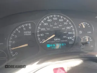 2002 Chevrolet Silverado 1500 LT with VIN 2GCEK19T921196093, listed as a IAAI auction lot 41680926 with 172,837 mi miles. Bid and sale history available at carsss.com. Image 7.