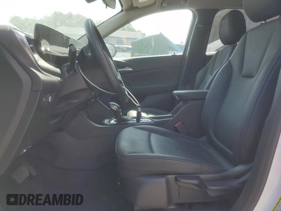 2024 Buick Encore GX Sport Touring с VIN KL4AMDSL0RB206969, выставлен на аукционе Copart как лот 54574625 с пробегом 6 251 миль миль и На запчасти • Non repairable. История ставок и продаж доступна на DreamBid. Изображение 7.