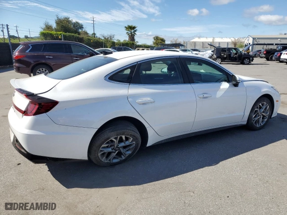 2022 Hyundai Sonata SEL with VIN KMHL64JA6NA205992, listed as a Copart auction lot 50909535 with 13,233 mi miles and Salvage Title. Bid and sale history available at carsss.com. Image 3.