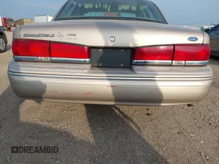 1997 Ford Crown Victoria LX с VIN 2FALP74W1VX194522, выставлен на аукционе IAAI как лот 42378930 с пробегом 113 521 миль миль и . История ставок и продаж доступна на DreamBid. Изображение 6.