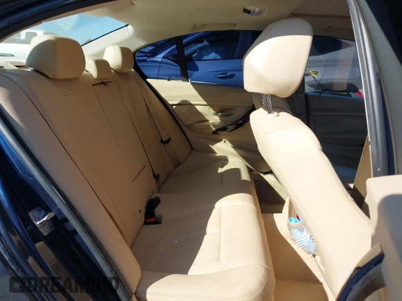 2013 BMW 3 Series 320i with VIN WBA3B1C5XDF461582, listed as a IAAI auction lot 41644855 with 159,363 mi miles. Bid and sale history available at carsss.com. Image 8.