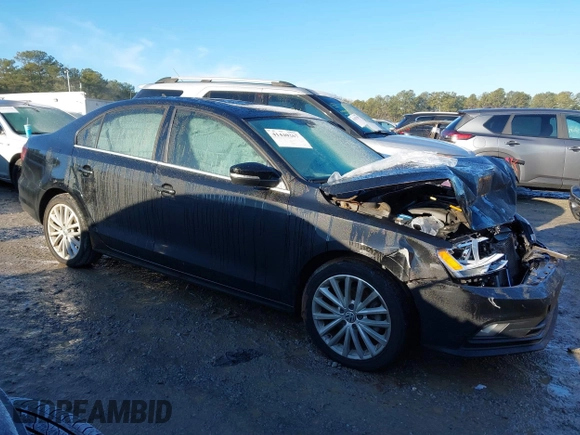 2016 Volkswagen Jetta Sedan 1.8T SEL with VIN 3VWL07AJXGM223308, listed as a IAAI auction lot 41440267 with 94,704 mi miles. Bid and sale history available at carsss.com. Image 13.