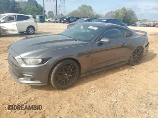 2015 Ford Mustang GT z VIN 1FA6P8CF2F5432983, wystawiony jako Copart lot #51905875 z przebiegiem 107 965 mil mil oraz Szkody całkowita. Historia ofert i sprzedaży dostępna na DreamBid. Obrazek 1.