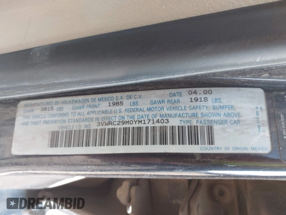 2000 Volkswagen Jetta GL z VIN 3VWRC29M0YM171403, wystawiony jako IAAI lot #42043392 z przebiegiem 237 218 mil mil oraz . Historia ofert i sprzedaży dostępna na DreamBid. Obrazek 9.