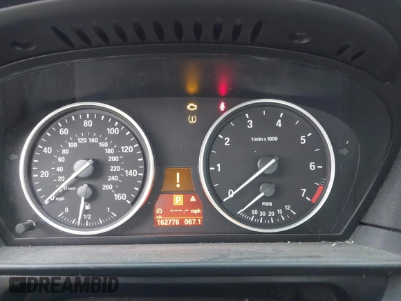 2009 BMW 5 Series 550i with VIN WBANW53549CT55674, listed as a IAAI auction lot 41507964 with 162,776 mi miles and . Bid and sale history available at carsss.com. Image 7.