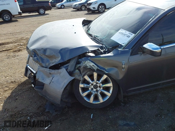 2012 Lincoln MKZ with VIN 3LNHL2GC9CR823581, listed as a IAAI auction lot 41810748 with 1 mi miles. Bid and sale history available at carsss.com. Image 6.
