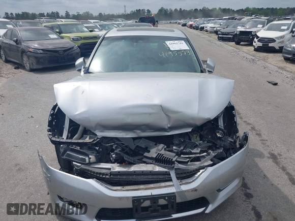 2013 Honda Accord Sdn EX-L with VIN 1HGCR2F82DA216638, listed as a IAAI auction lot 41955781 with 147,974 mi miles. Bid and sale history available at carsss.com. Image 12.