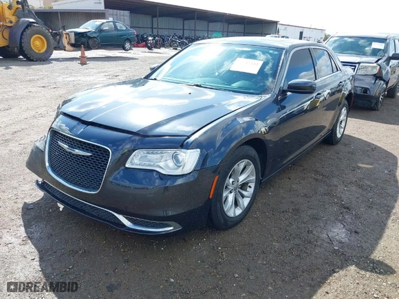 2015 Chrysler 300 Limited with VIN 2C3CCAAG3FH872042, listed as a IAAI auction lot 41743232 with 162,104 mi miles. Bid and sale history available at carsss.com. Image 2.