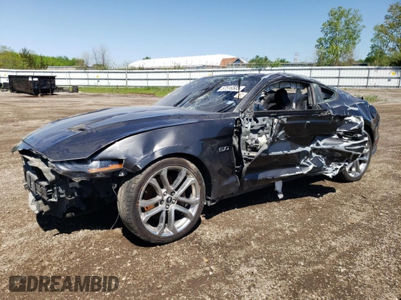 2019 Ford Mustang GT z VIN 1FA6P8CF2K5120723, wystawiony jako Copart lot #57516505 z przebiegiem Nie podano mil oraz Szkody całkowita. Historia ofert i sprzedaży dostępna na DreamBid. Obrazek 1.