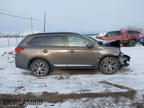 2016 Mitsubishi Outlander SE with VIN JA4AZ3A33GZ051271, listed as a IAAI auction lot 41161321 with 61,306 mi miles and . Bid and sale history available at DreamBid. Image 14.