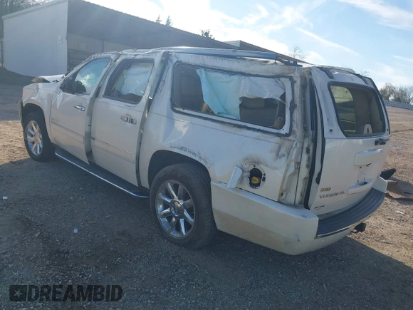 2011 GMC Yukon XL Denali with VIN 1GKS1MEFXBR362527, listed as a IAAI auction lot 41342493 with 227,251 mi miles. Bid and sale history available at carsss.com. Image 3.