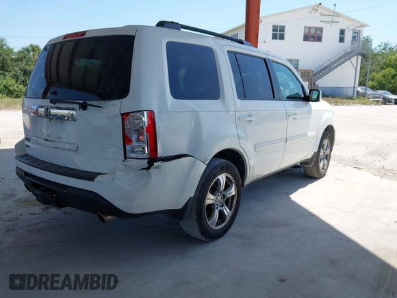 2012 Honda Pilot EX-L with VIN 5FNYF3H58CB014754, listed as a IAAI auction lot 42120220 with 166,783 mi miles. Bid and sale history available at carsss.com. Image 4.