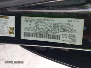 2004 Scion xB with VIN JTLKT324640138587, listed as a IAAI auction lot 42030242 with 199,289 mi miles. Bid and sale history available at carsss.com. Image 9.