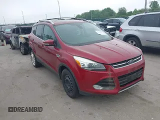 2013 Ford Escape Titanium с VIN 1FMCU9J96DUD76537, выставлен на аукционе IAAI как лот 42415225 с пробегом Не указан миль и . История ставок и продаж доступна на DreamBid. Изображение 1.