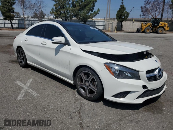 2014 Mercedes-Benz CLA 250 with VIN WDDSJ4EB6EN038971, listed as a Copart auction lot 60366885 with 94,360 mi miles and Salvage title. Bid and sale history available at DreamBid. Image 4.