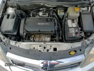 2008 Saturn Astra XR с VIN W08AT671185125609, выставлен на аукционе Copart как лот 84406764 с пробегом 197 988 миль миль и Чистый • Clean title. История ставок и продаж доступна на DreamBid. Изображение 13.
