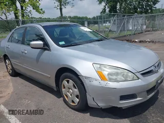 2007 Honda Accord LX with VIN 1HGCM56467A033681, listed as a IAAI auction lot 42680186 with 181,997 mi miles and . Bid and sale history available at DreamBid. Image 6.