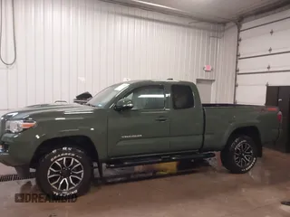 2022 Toyota Tacoma SR z VIN 3TYSZ5AN0NT094346, wystawiony jako IAAI lot #41715982 z przebiegiem 58 463 mil mil oraz . Historia ofert i sprzedaży dostępna na DreamBid. Obrazek 15.