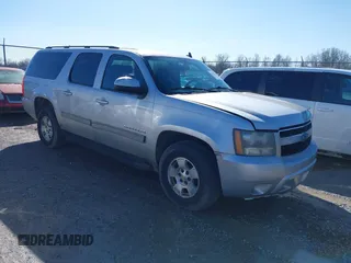 2010 Chevrolet Suburban LS with VIN 1GNUKHE31AR165699, listed as a IAAI auction lot 41509508 with 260,762 mi miles. Bid and sale history available at carsss.com. Image 1.