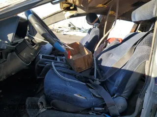 1987 Toyota Van LE with VIN JT3YR26W6H5029005, listed as a Copart auction lot 85595734 with 444,072 mi miles and Salvage Title. Bid and sale history available at carsss.com. Image 7.