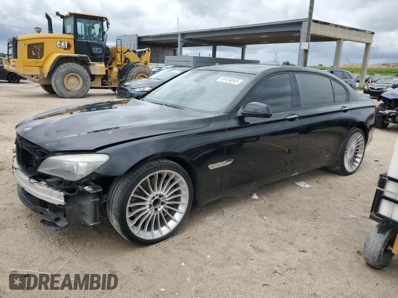 2012 BMW 7 Series 750Li z VIN WBAKB8C54CC448069, wystawiony jako Copart lot #59104045 z przebiegiem 129 883 mil mil oraz Szkoda całkowita • Salvage title. Historia ofert i sprzedaży dostępna na DreamBid. Obrazek 1.