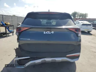 2025 Kia Sportage EX with VIN 5XYK33DF2SG242298, listed as a Copart auction lot 52529235 with 2,248 mi miles and Salvage Title. Bid and sale history available at carsss.com. Image 6.