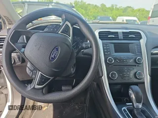 2016 Ford Fusion S z VIN 3FA6P0G77GR359886, wystawiony jako IAAI lot #42573305 z przebiegiem 65 713 mil mil oraz . Historia ofert i sprzedaży dostępna na DreamBid. Obrazek 1.