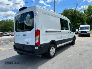 2020 Ford Transit Cargo z VIN 1FTBR1CG3LKB36452, wystawiony jako Copart lot #58659545 z przebiegiem 171 504 mil mil oraz Tytuł czysty. Historia ofert i sprzedaży dostępna na DreamBid. Obrazek 3.
