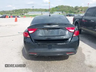2016 Chrysler 200 S z VIN 1C3CCCBG9GN175199, wystawiony jako IAAI lot #41938820 z przebiegiem 214 508 mil mil oraz . Historia ofert i sprzedaży dostępna na DreamBid. Obrazek 16.