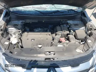 2021 Mitsubishi Outlander SE z VIN JA4APVAU3MU018743, wystawiony jako IAAI lot #42002286 z przebiegiem 97 069 mil mil oraz . Historia ofert i sprzedaży dostępna na DreamBid. Obrazek 10.