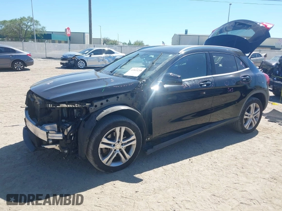 2017 Mercedes-Benz GLA 250 z VIN WDCTG4EB5HJ341002, wystawiony jako IAAI lot #41833218 z przebiegiem 131 940 mil mil oraz . Historia ofert i sprzedaży dostępna na DreamBid. Obrazek 18.