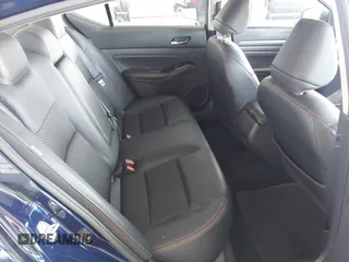 2023 Nissan Altima SR z VIN 1N4BL4CV3PN367086, wystawiony jako IAAI lot #42377083 z przebiegiem 52 417 mil mil oraz . Historia ofert i sprzedaży dostępna na DreamBid. Obrazek 8.